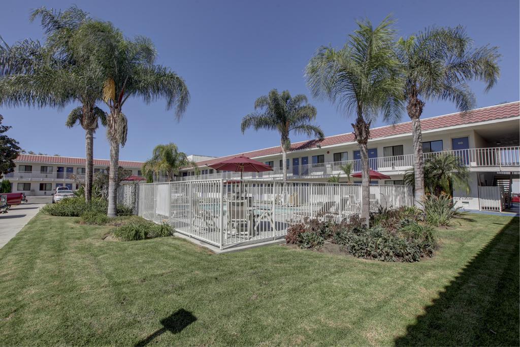 Motel 6-Corona, Ca Екстериор снимка