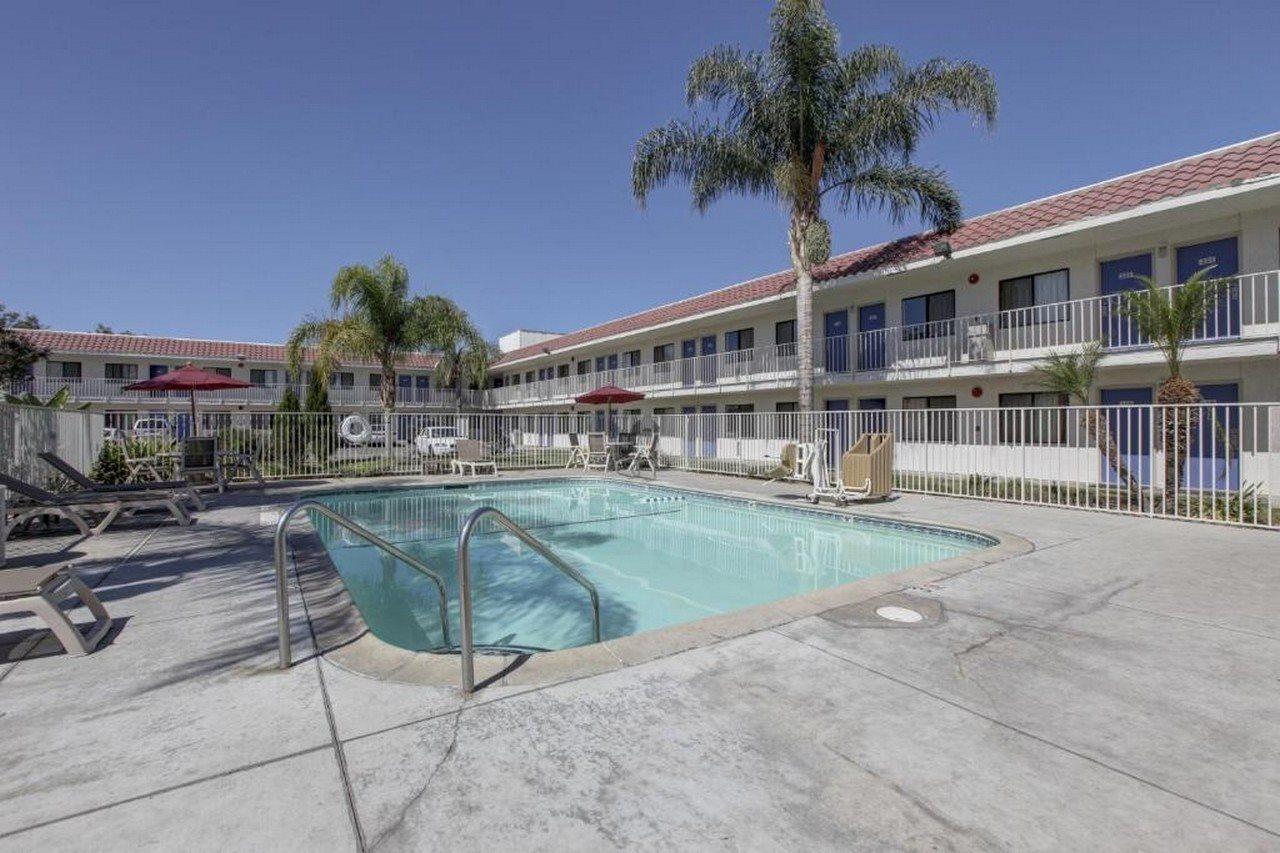 Motel 6-Corona, Ca Екстериор снимка