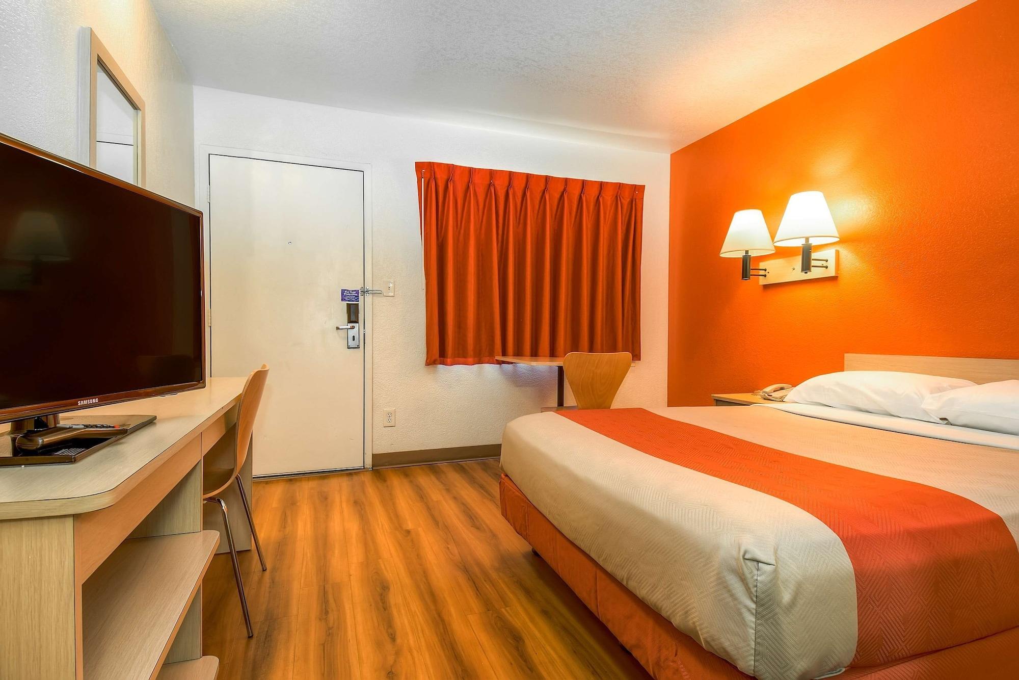Motel 6-Corona, Ca Екстериор снимка