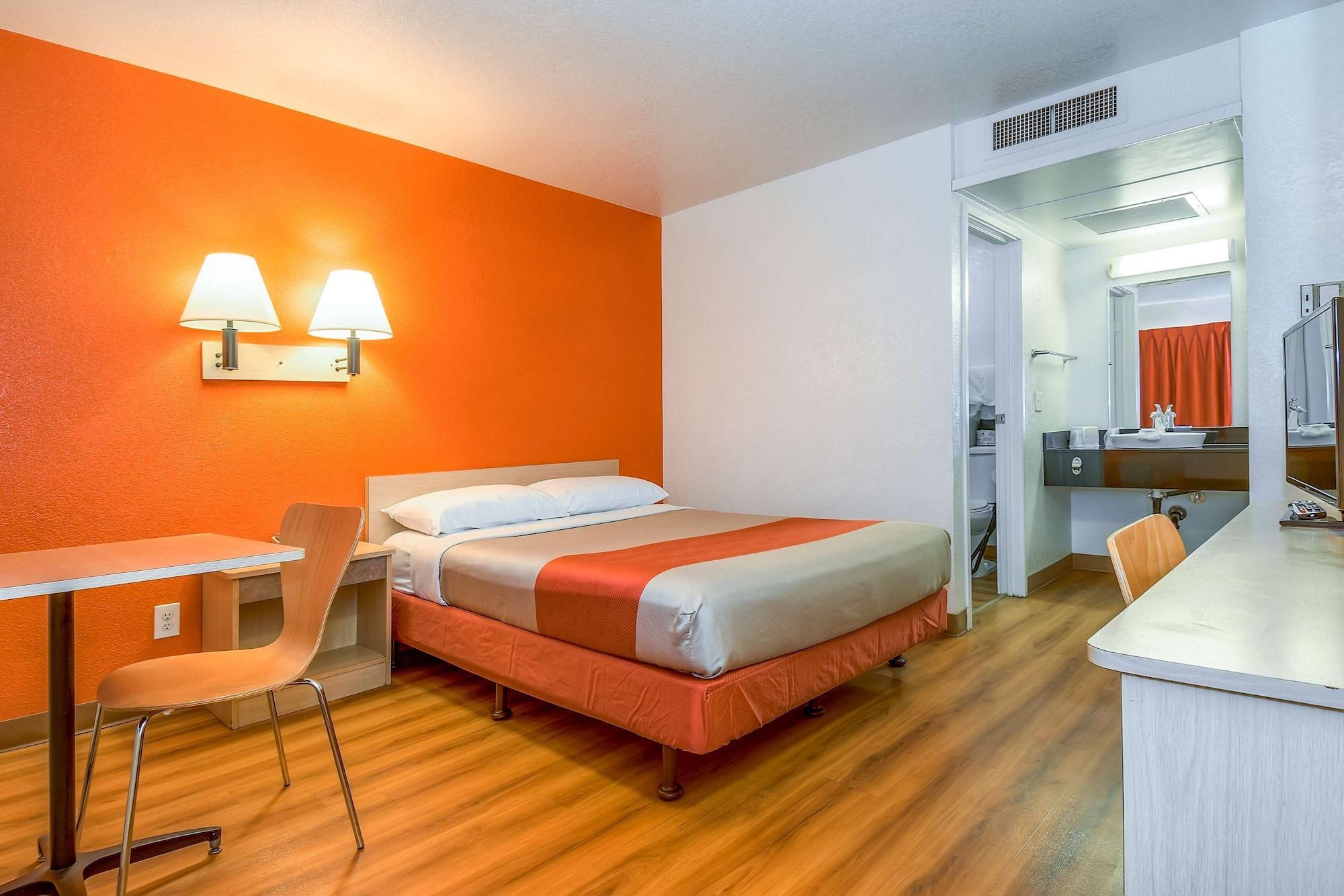 Motel 6-Corona, Ca Екстериор снимка