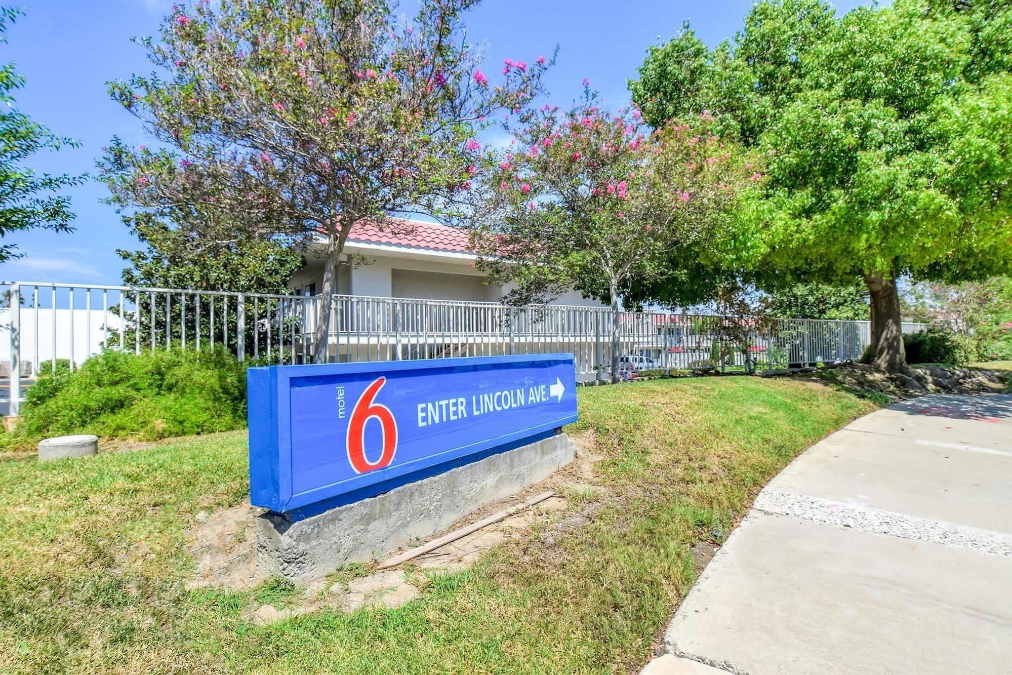 Motel 6-Corona, Ca Екстериор снимка