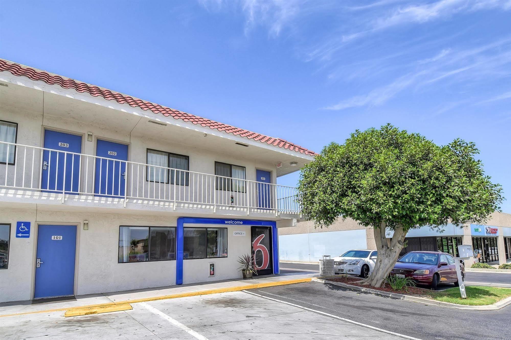 Motel 6-Corona, Ca Екстериор снимка